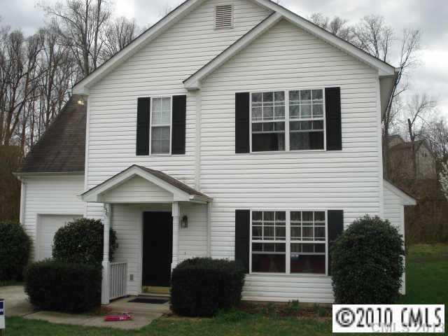 150 Bellelaine Dr., Mooresville, NC 28115