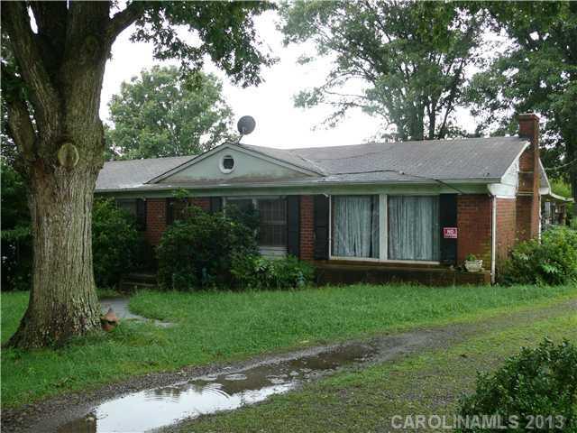 204 Country View Rd., Statesville, NC 28625