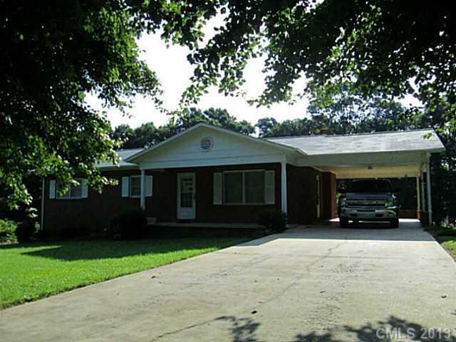 476 S & K Rd., Hickory, NC 28601