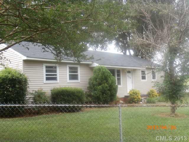 906 Broad St., Gastonia, NC 28054