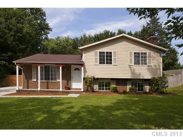 7357 Brigmore Dr., Charlotte, NC 28226