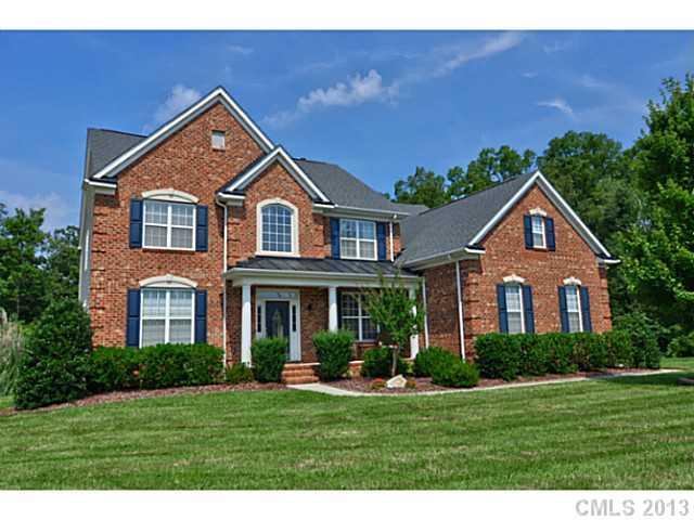9804 Royal Colony Dr., Waxhaw, NC 28173