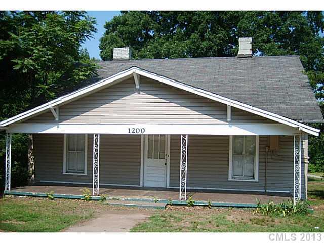1200 8th St., Statesville, NC 28677