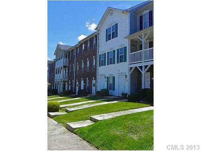 118 Steam Engine Dr. #202, Mooresville, NC 28115