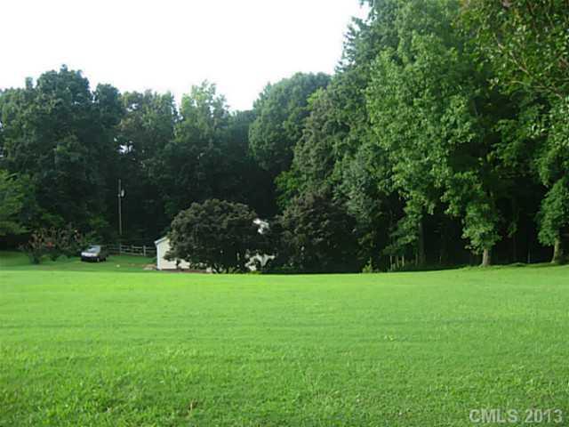 517 Lake Dr., Monroe, NC 28112