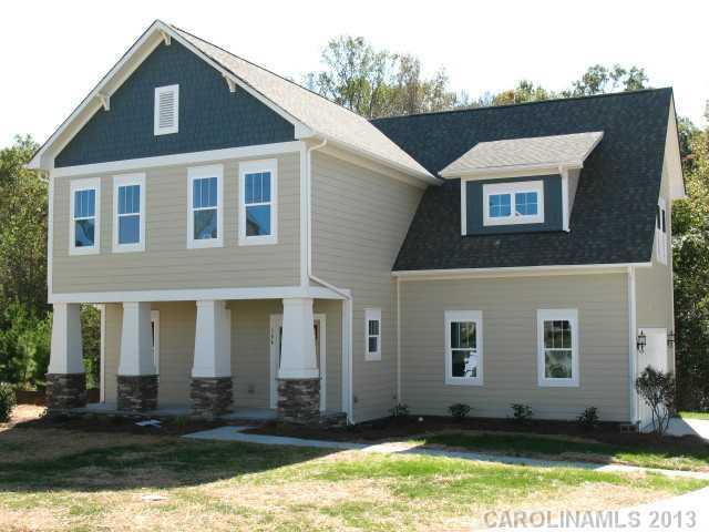 384 Montibello Dr., Mooresville, NC 28117