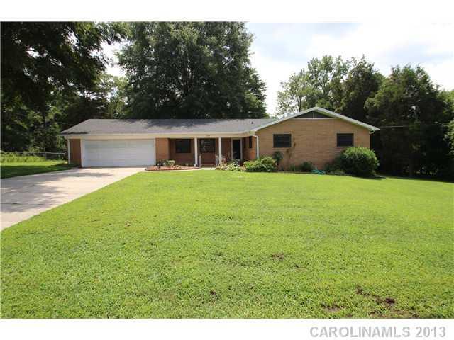 133 Piedmont Dr., Kannapolis, NC 28081