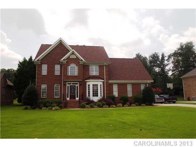 2128 Flagstick Dr., Matthews, NC 28104