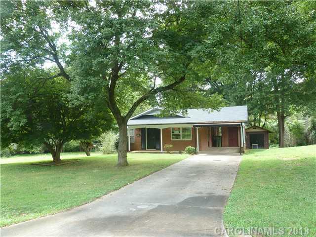 105 Maple Dr., Mount Holly, NC 28120
