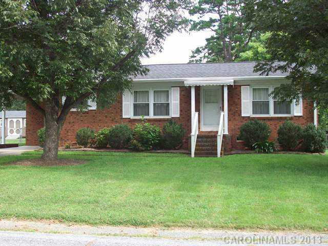 2018 Townview Dr., Kannapolis, NC 28081