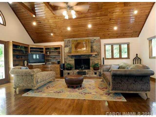 1822 Carlanda Ct., Charlotte, NC 28209