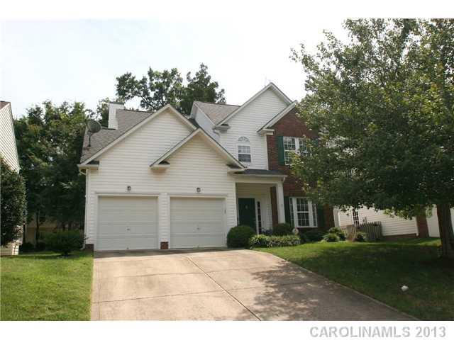 6534 Harburn Forest Dr., Charlotte, NC 28269