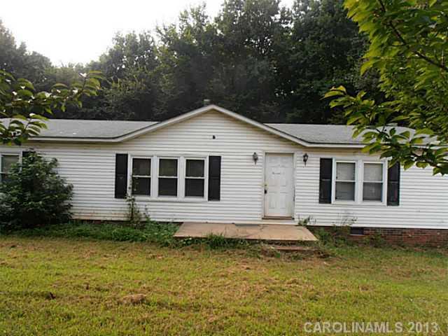 5504 Lewis Rd., Gastonia, NC 28052