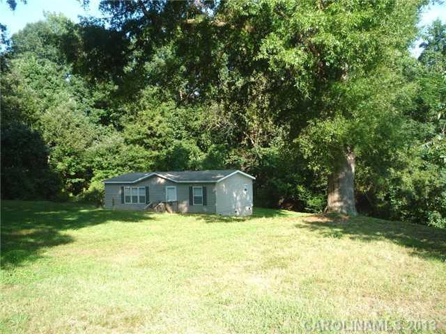 119 Fall Hollow Ln., Troutman, NC 28166