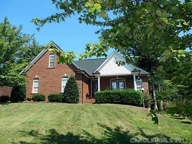 3816 Erskine Woods Dr., Bessemer City, NC 28016
