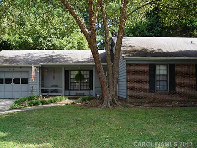 7424 Palmetto Ct., Charlotte, NC 28227