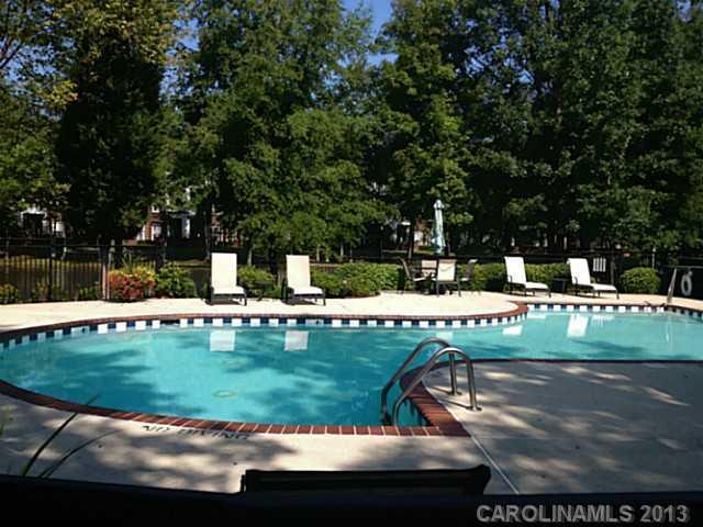 775 Peninsula Dr. #40, Davidson, NC 28036