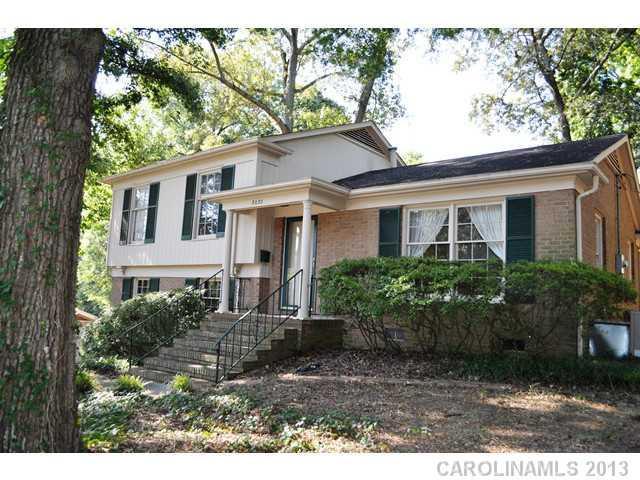 3032 Archdale Rd., Charlotte, NC 28210