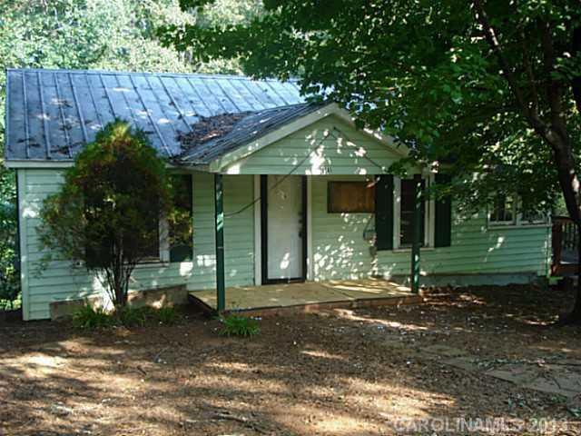 1141 Cloer St., Statesville, NC 28677