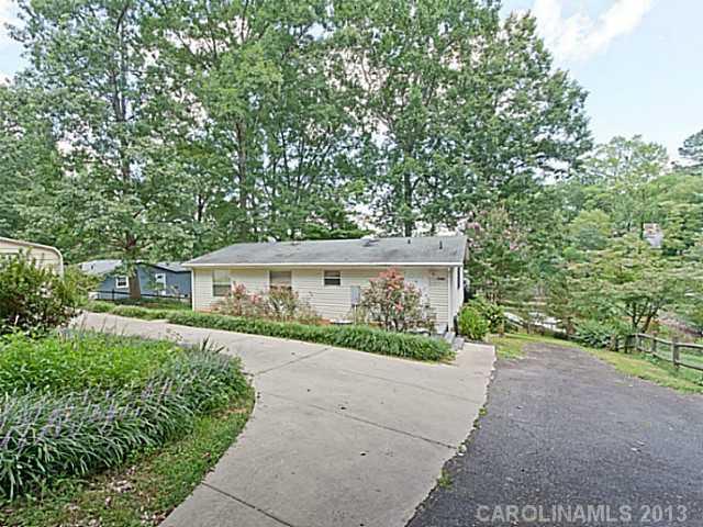 7400 Right Angle St., Sherrills Ford, NC 28673