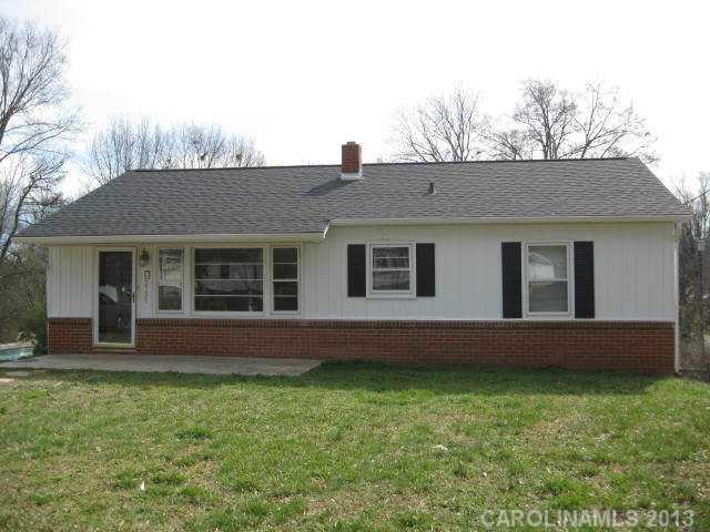 2329 Skyland Dr., Gastonia, NC 28052