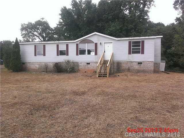 309 Horseshoe Dr., Mount Holly, NC 28120