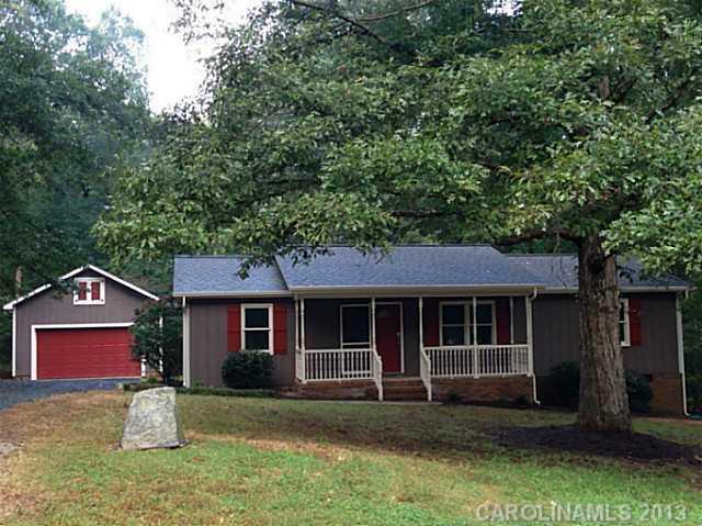 8705 Lochinvar Dr., Charlotte, NC 28227