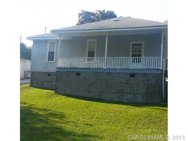 1822 Beaumont Ln., Lincolnton, NC 28092