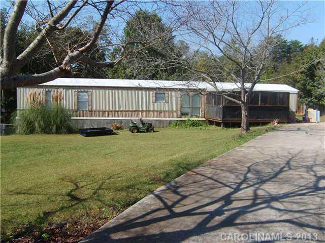 146 Sandy Creek Dr., Gastonia, NC 28052