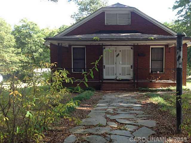 240 E Park Ave., Mooresville, NC 28115