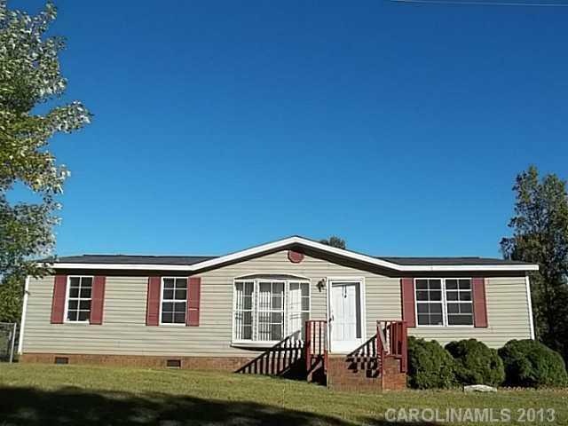 409 S Skyland Dr., Bessemer City, NC 28016