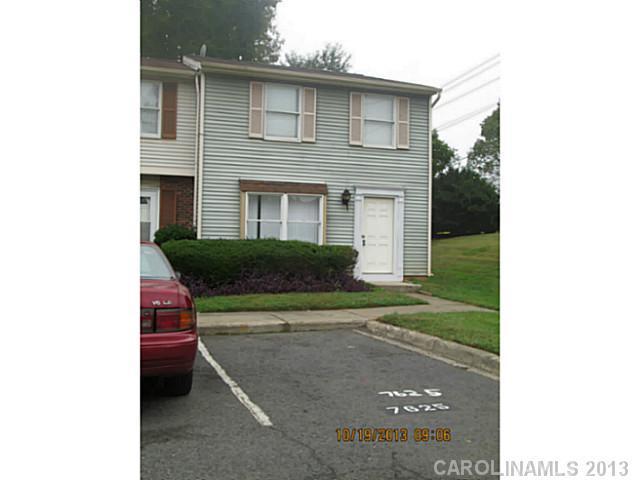 7625 Holly Grove Ct., Charlotte, NC 28227