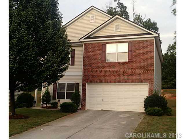 8122 Chatham Oaks Dr., Concord, NC 28027