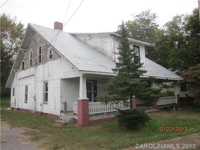 132 Buffalo Shoals Rd., Statesville, NC 28677