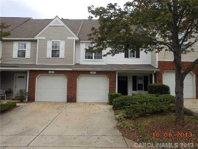 10065 University Park Ln., Charlotte, NC 28213