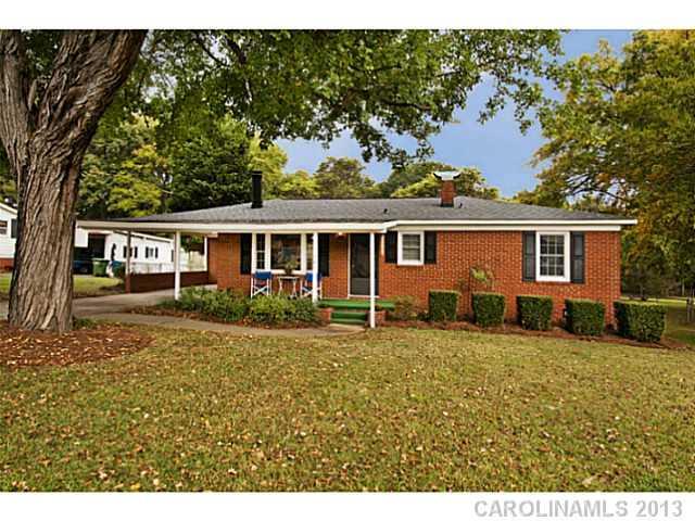 405 Morris Dr., Harrisburg, NC 28075