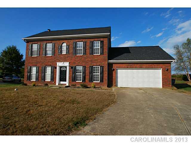 12129 Robins Nest Ln., Charlotte, NC 28269