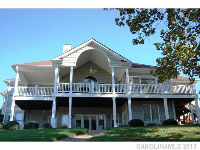 2727 Sherrill Cove Ct., Denver, NC 28037