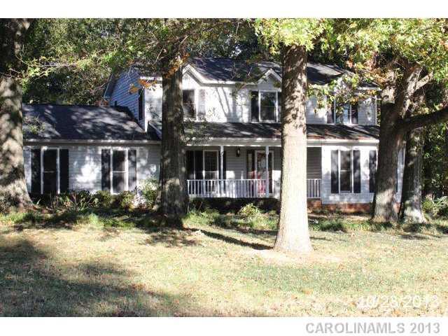 193 Turnberry Ln., Mooresville, NC 28117