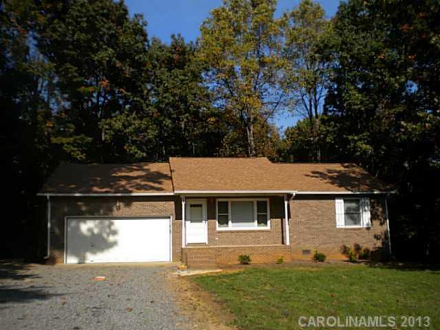 115 Blueberry Ln., Statesville, NC 28677