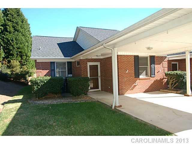 19960 Oak Leaf Cir. #14, Cornelius, NC 28031