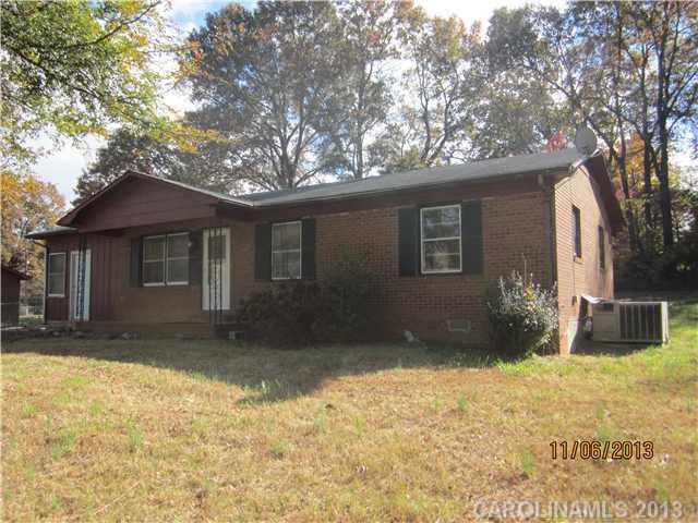 2420 Colletta Ave., Statesville, NC 28625