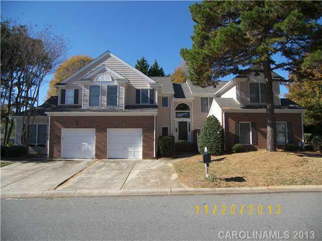 8721 Fox Chase Ln., Charlotte, NC 28269