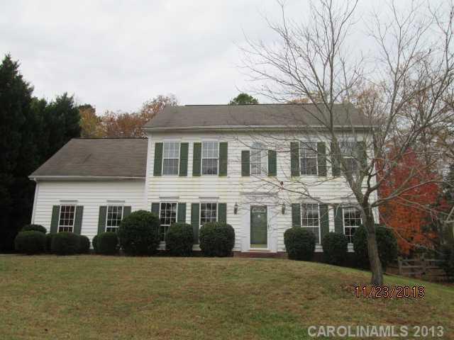 8715 Woodcock Ln., Charlotte, NC 28216