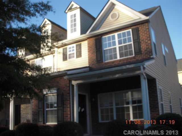 8749 Wandering Creek Way, Charlotte, NC 28227