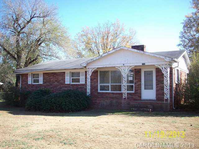 2102 E Broad St., Statesville, NC 28625