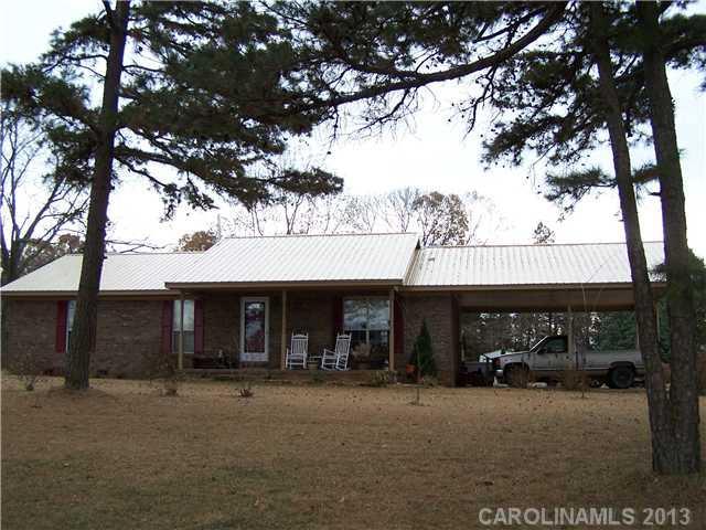 107 Lone Pine Rd., Statesville, NC 28625