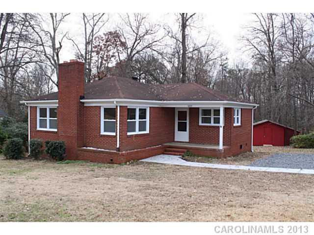 6221 Freedom Dr., Charlotte, NC 28214
