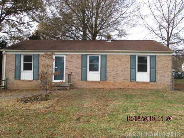337 Stonehaven Ln., Gastonia, NC 28052