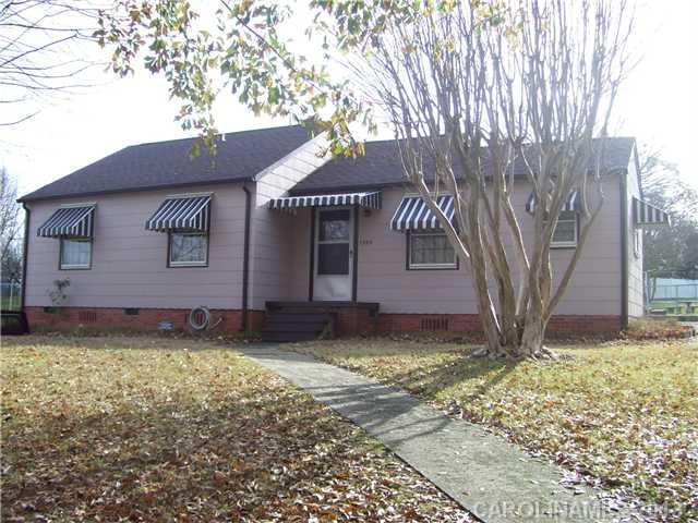 1323 Poston Cir., Gastonia, NC 28054